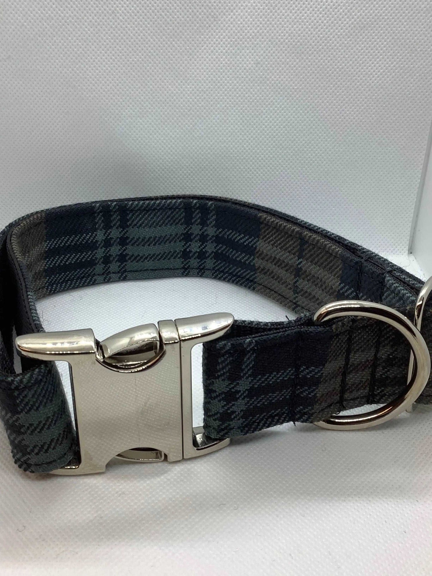 Extra Large Tartan Dog Collar in Grey - happy-dogs-togs