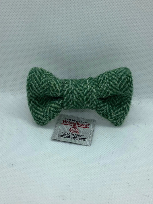 Harris Tweed Dog bow tie In Green Herringbone