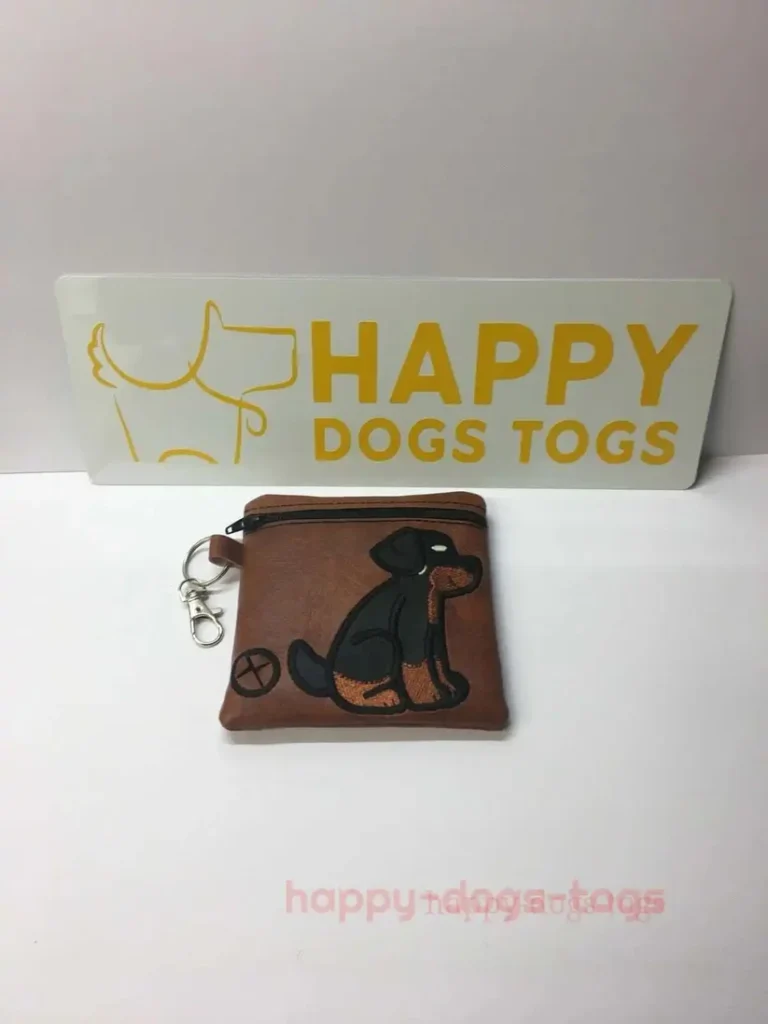 Embroideredpoopbagdispenser Brownsittingrottweiler Happy Dogs Togs3