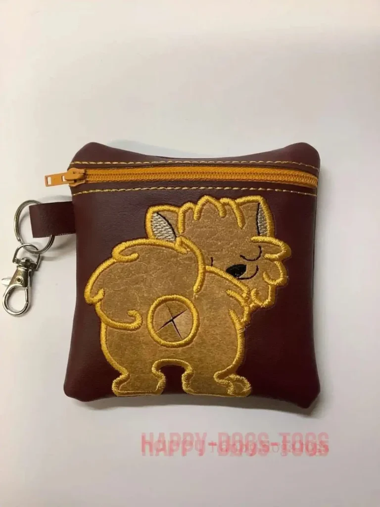 Embroideredpomeraniandogpoobagdispenser Happy Dogs Togs2