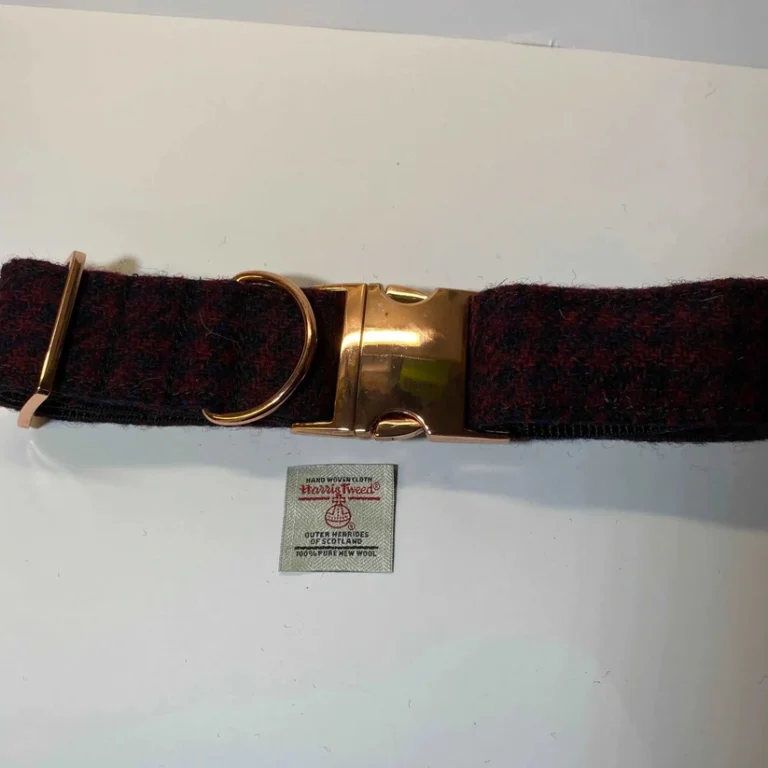 Extralargeharristweeddogcollarburgundyandblackhoundstoothdogcollar Happy Dogs Togs3
