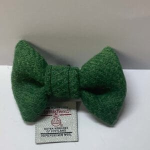 Greenharristweedsmalldogbowtie Happy Dogs Togs1